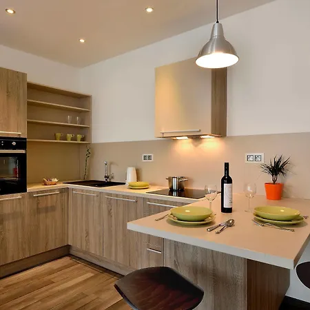 Ambiente Serviced - Dunajska Apartmán *